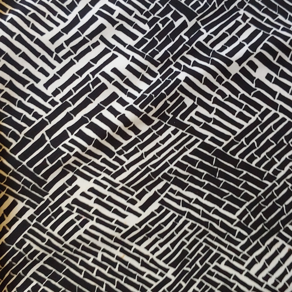 ANN TAYLOR KNIT BAMBOO PATTERNED MOCK WRAP DRESS - Picture 3 of 8